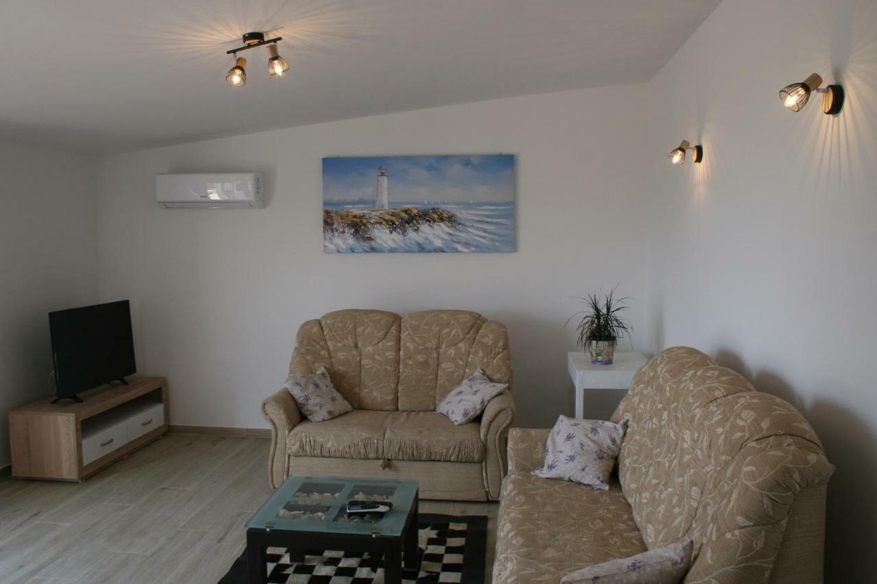 Apartment Aria Banjol 外观 照片