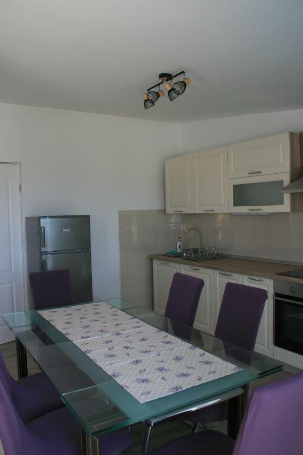 Apartment Aria Banjol 外观 照片